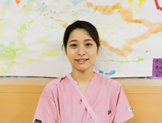 第2病棟勤務 鈴木菜月